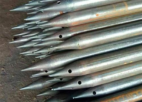 新兴隧道钢花管现货